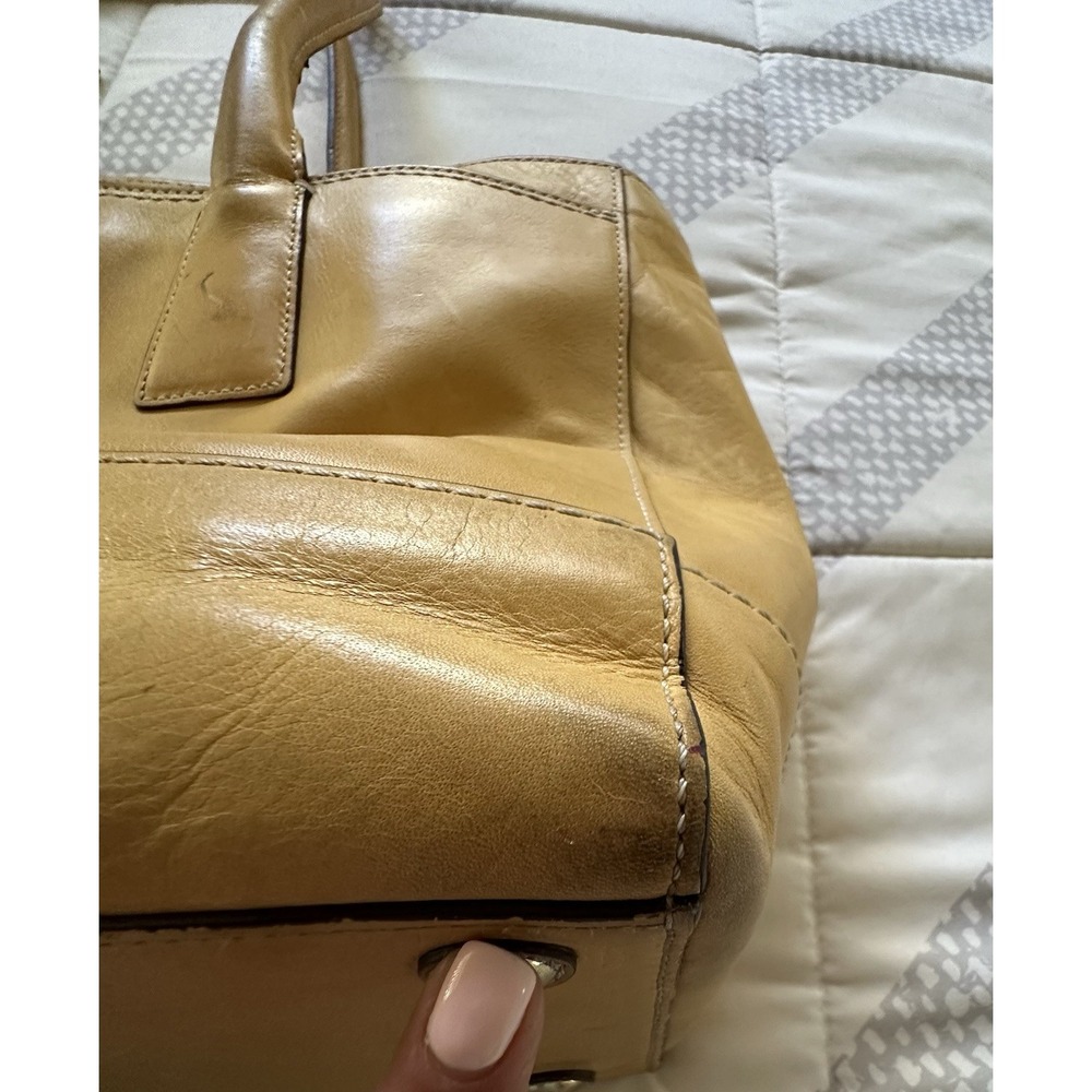Vtg COACH Hamptons Large Leather Handbag 11555 Yellow Turnlock Tote Work Bag - Picture 11 of 16